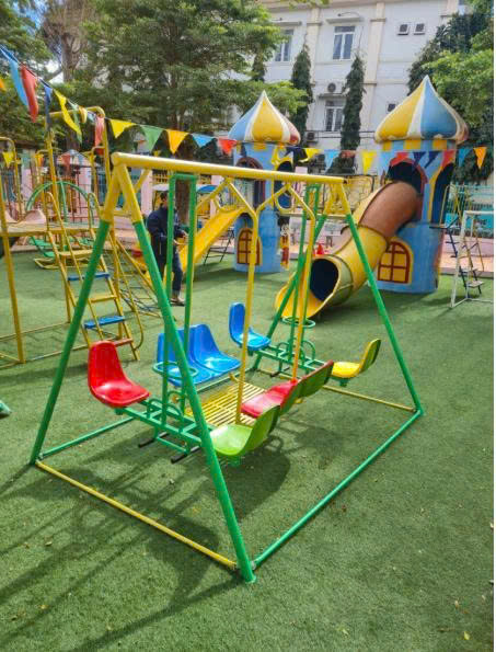 bộ 3 xích đu đối diện 1