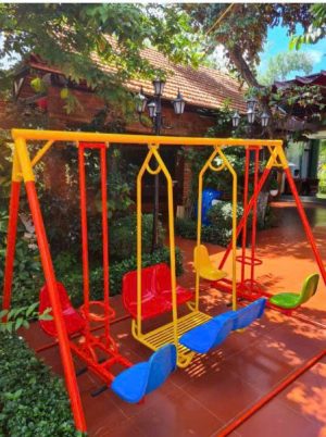 bộ 3 xích đu đối diện